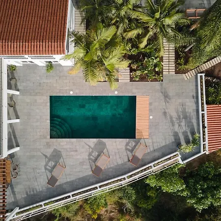 Encanta Villa *